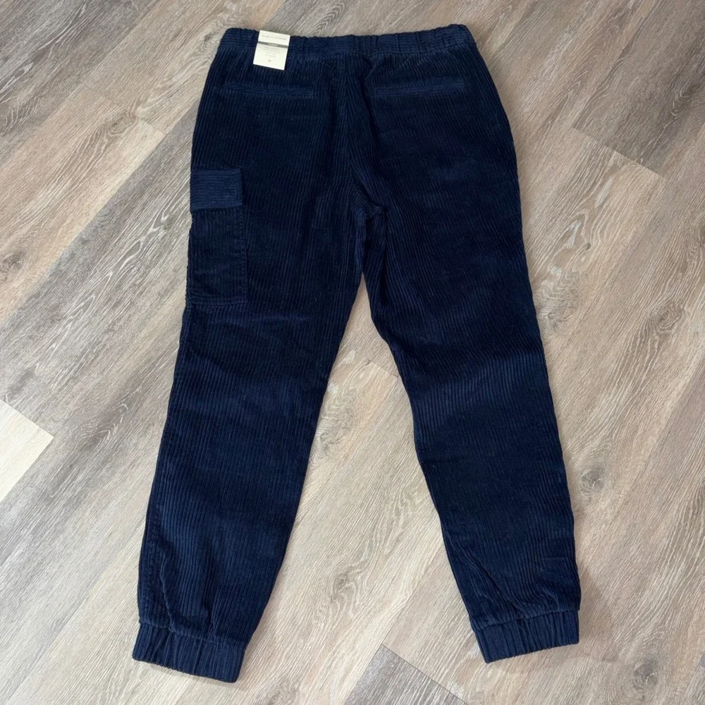 Sun + Stone Mens Navy Blue Corduroy Jogger Pants Cotton Cargo Pocket Size M NWT
